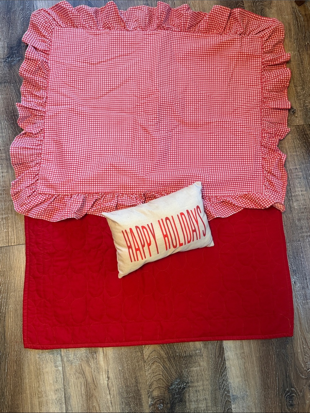 Red standard sized  pillow cases and accent pillow